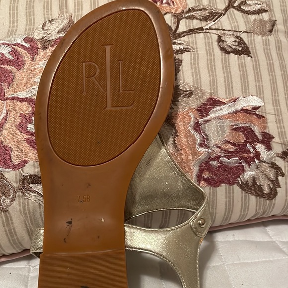 Ralph Lauren gold sandals size 7.5 - Picture 7 of 8